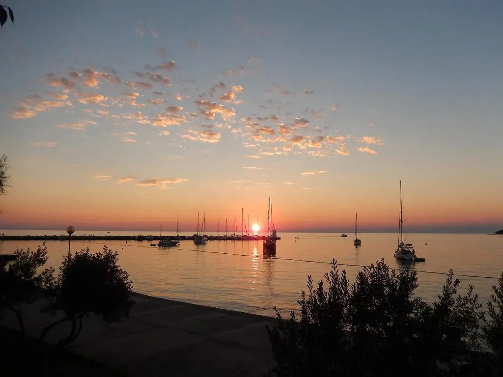 Apartments Casa Emonia Novigrad Istria 0*,  Kroatien